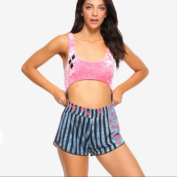 DC Comics Birds Of Prey Harley Quinn Shorts and tattoo tights from party city - Picture 2 of 8